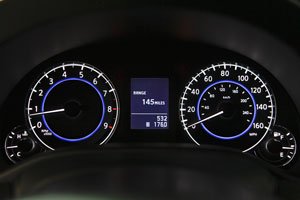 2010 Infiniti G37 Sport Coupe gauges speedometer and RPM